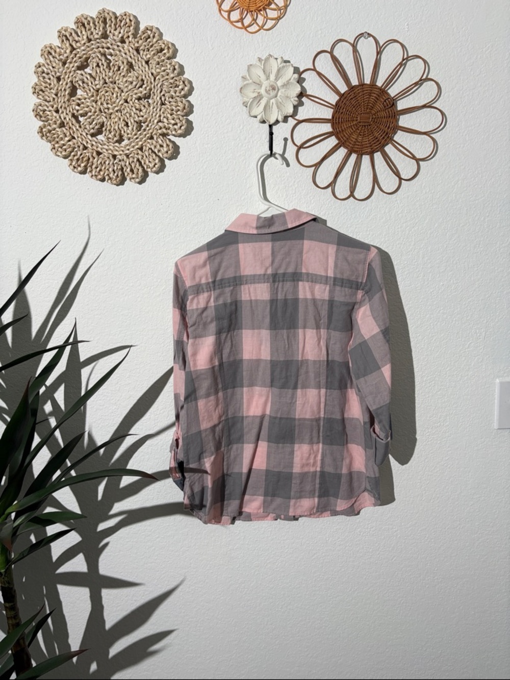 NWT Tommy Hilfiger Heritage Pink/Gray Plaid Button Up - Picture 7 of 7